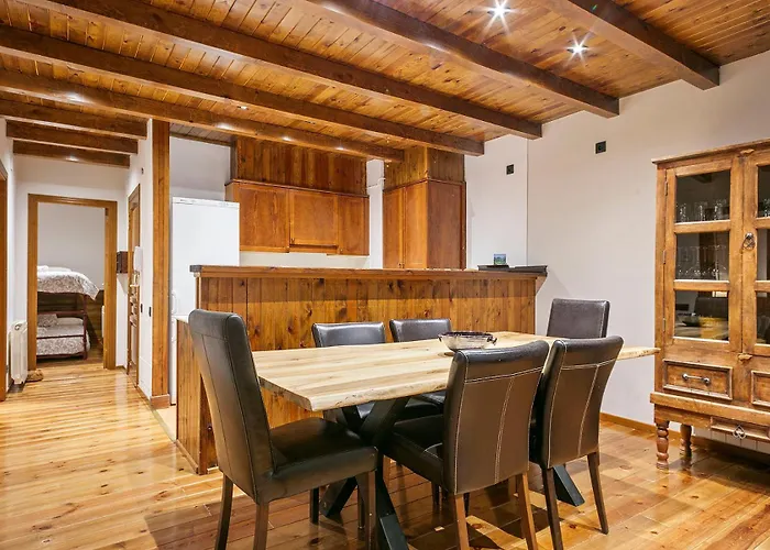 Baqueira Apartamentos Cota 1700 Tranquilidad
